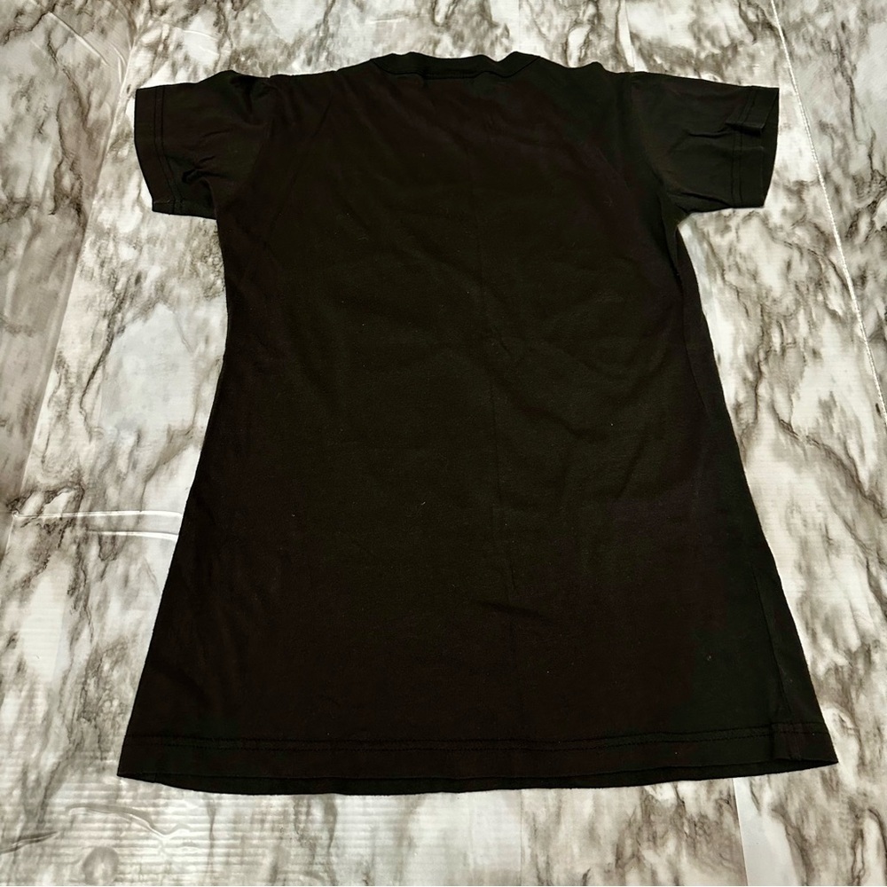Junk Food Clothing Black Graphic Baby Tee Shirt NKOB Hanging Tough Vintage Vibes - Picture 4 of 8